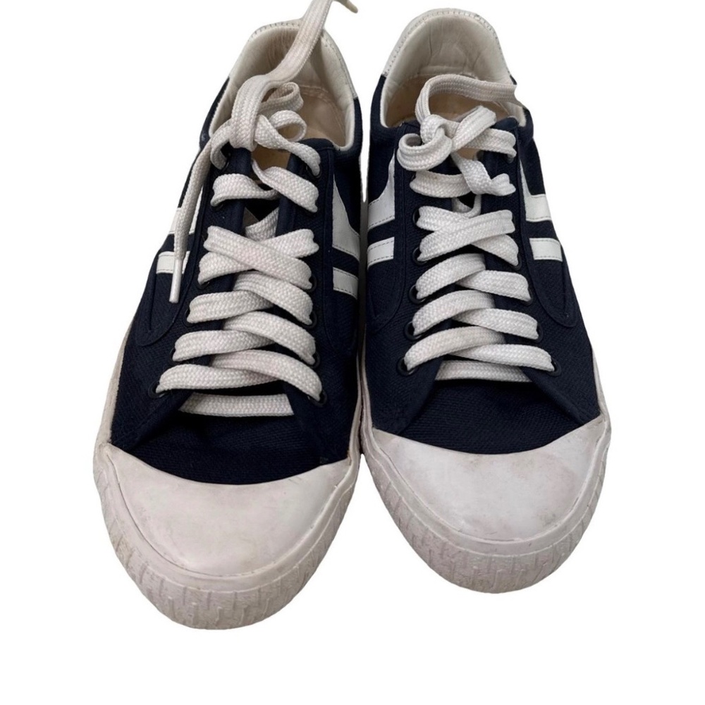 Celine sneaker size 36